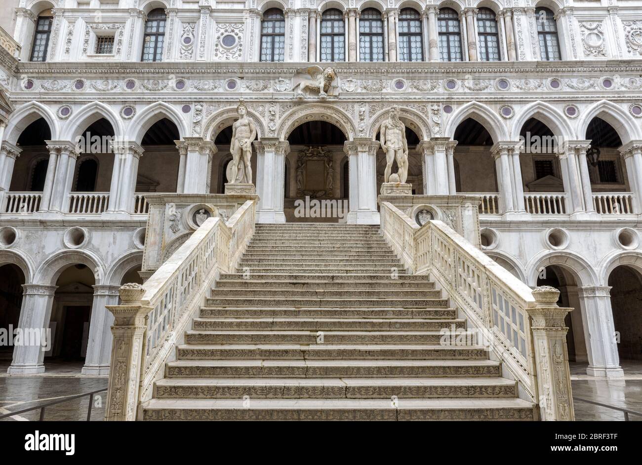 Palazzo ducale venice giant stair hi-res stock photography and images ...